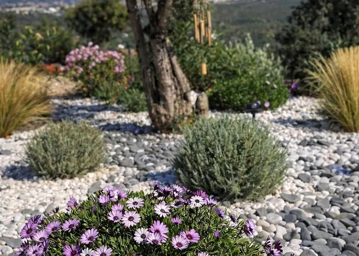 וילה Stone - Monte Chico Ze *