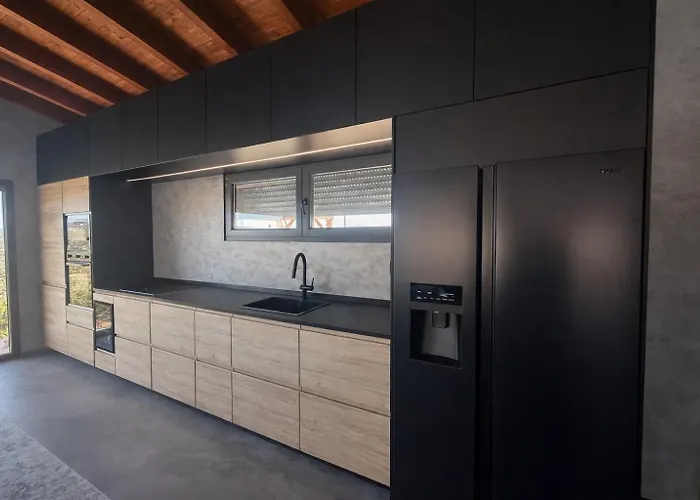 Stone - Monte Chico Ze וילה